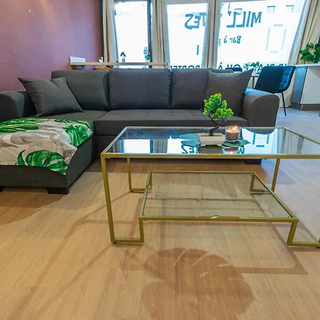 A 100 M De La Vielle Ville, Proche Remparts, Cosy Apartament